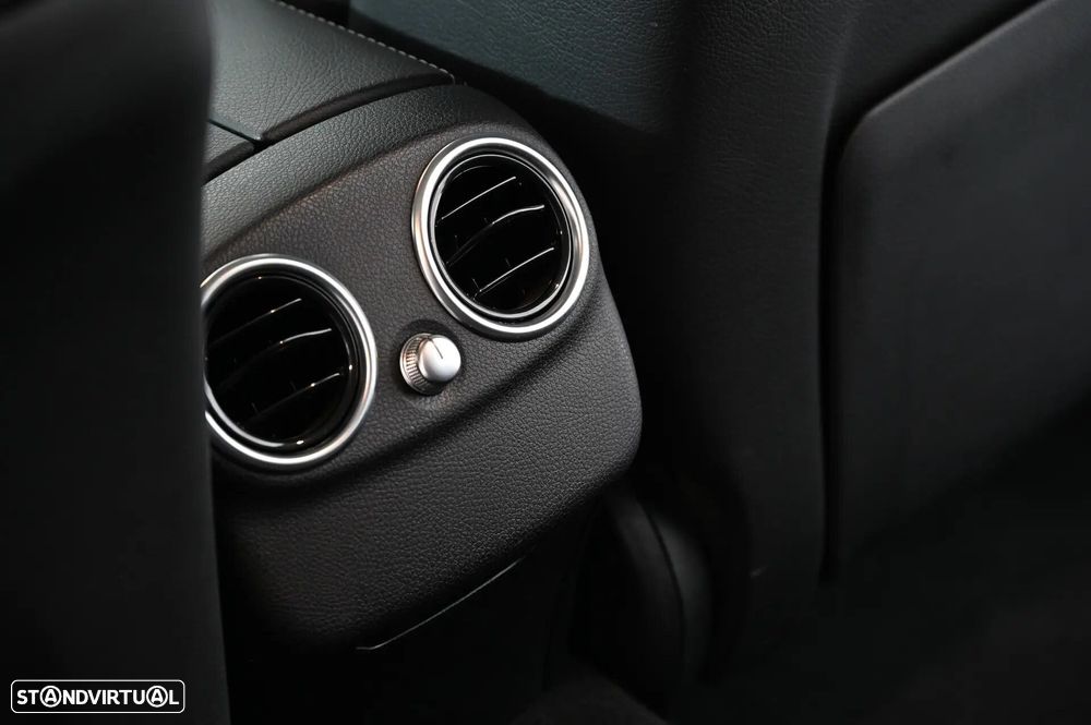 Mercedes-Benz C 300 de Avantgarde - 28