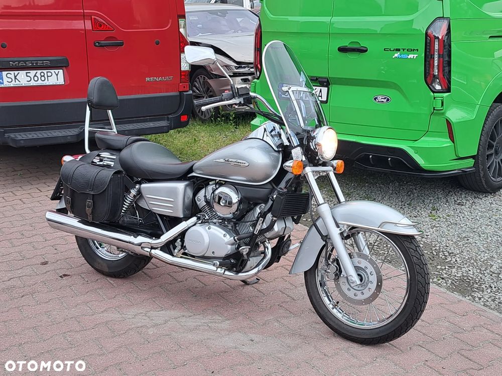 Honda Shadow - 5