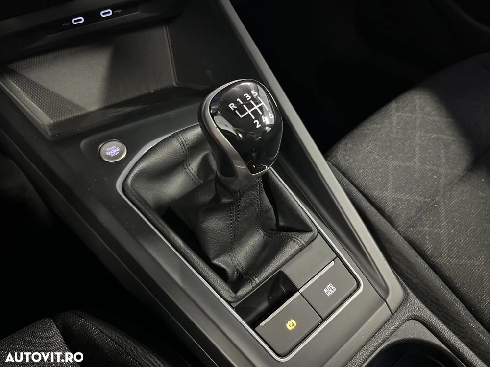 Volkswagen Golf 1.0 TSI Life - 26