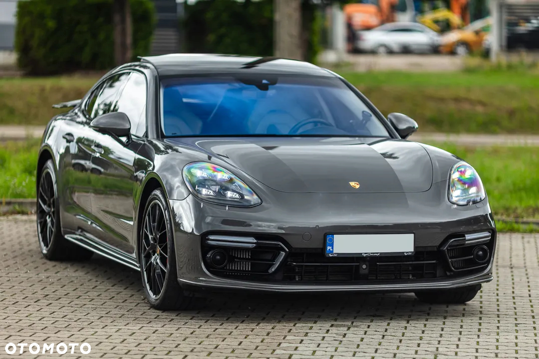 Porsche Panamera Turbo - 3