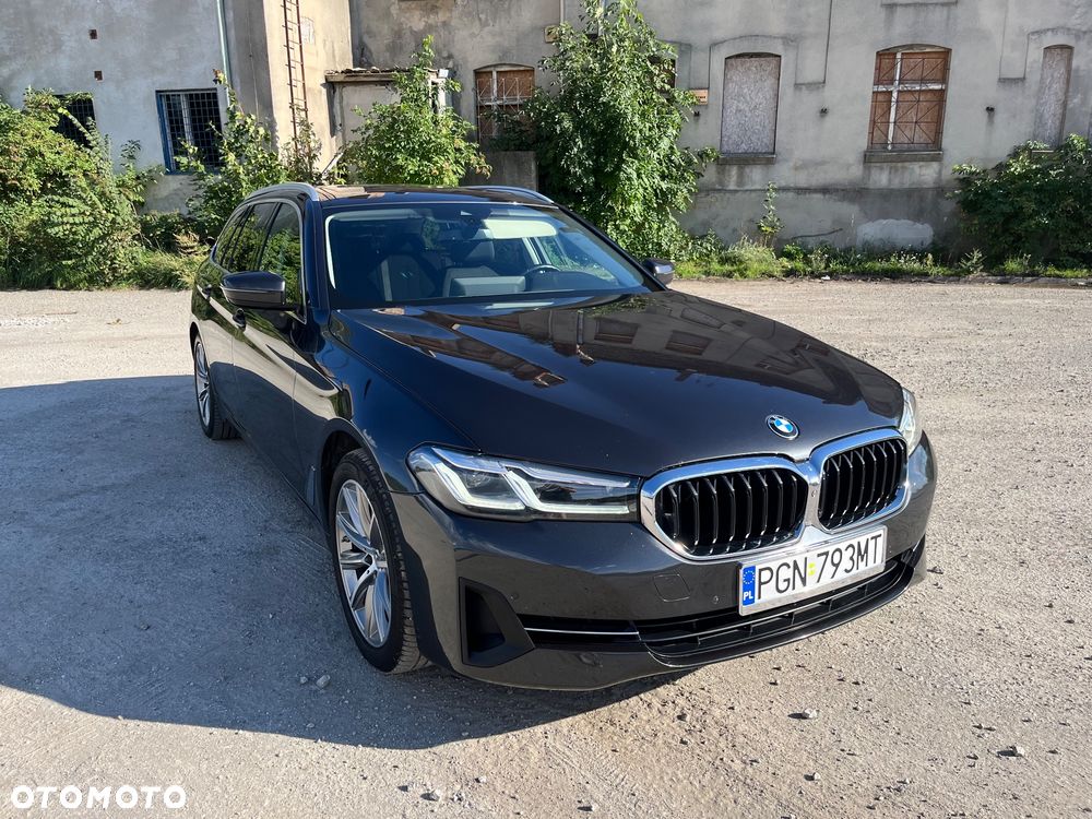 BMW Seria 5 520d xDrive - 3