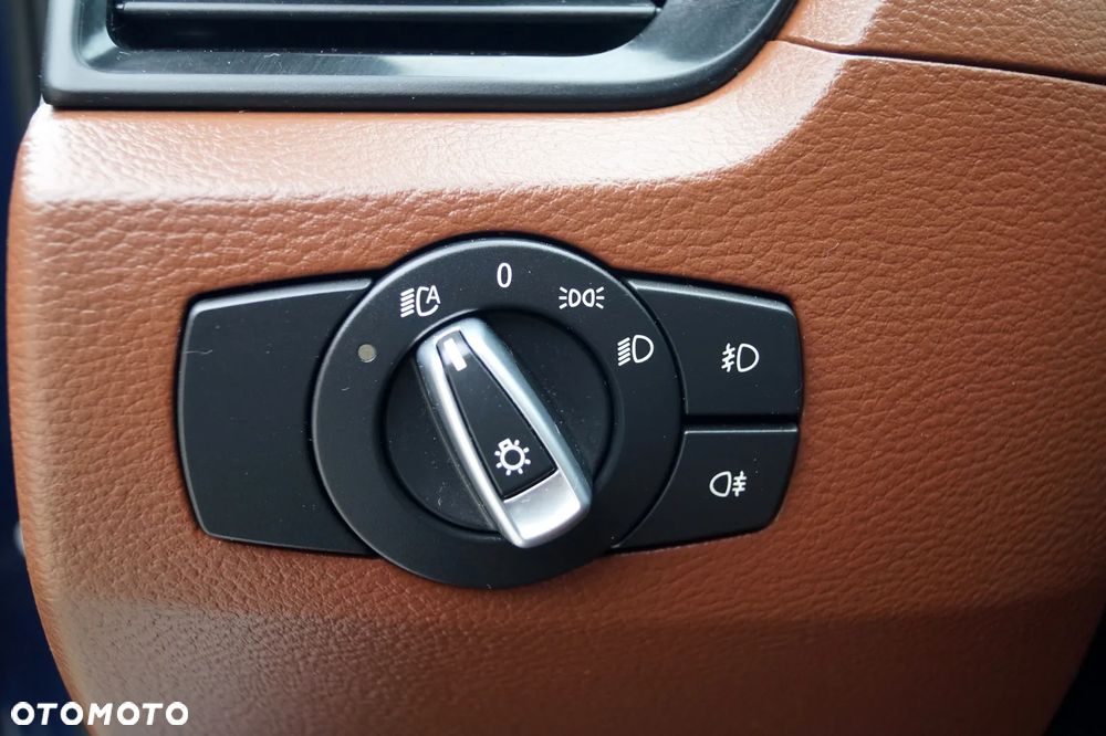 BMW X1 xDrive25d xLine - 31