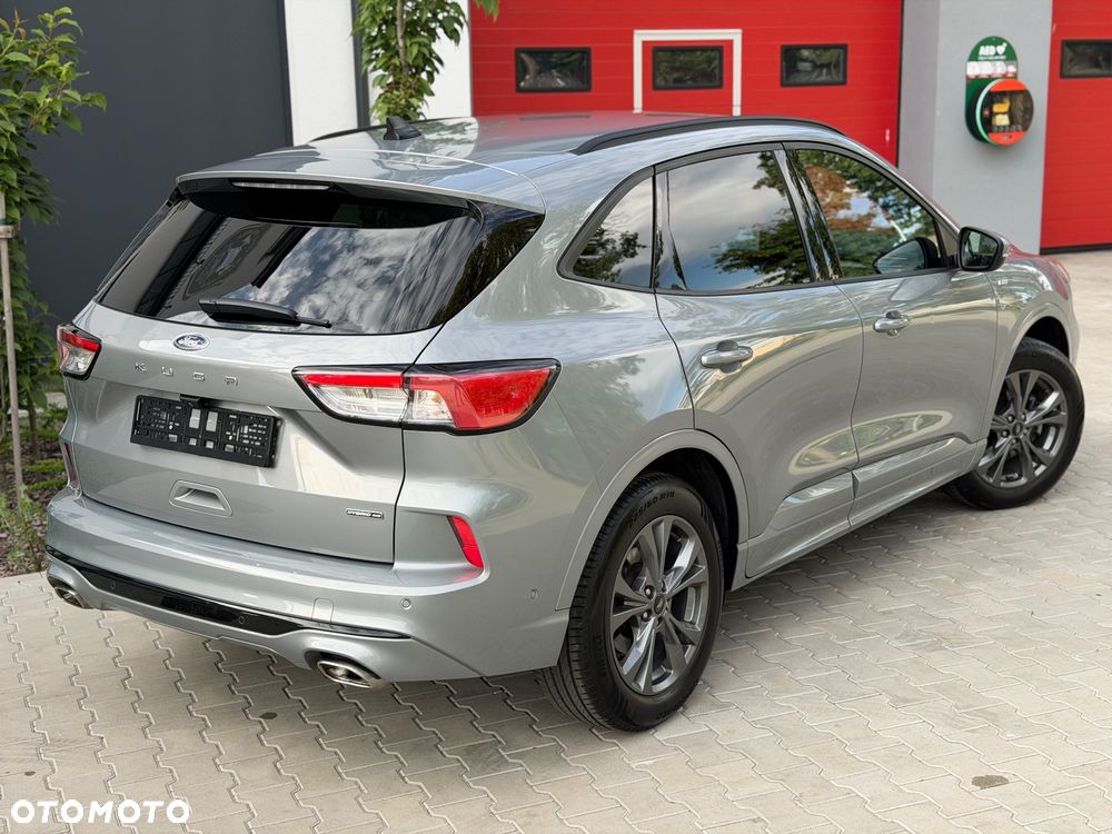 Ford Kuga 2.5 Duratec FHEV 4x4 ST-LINE X - 14