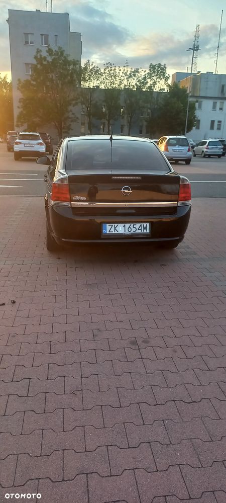 Opel Vectra 1.6 Essentia - 6