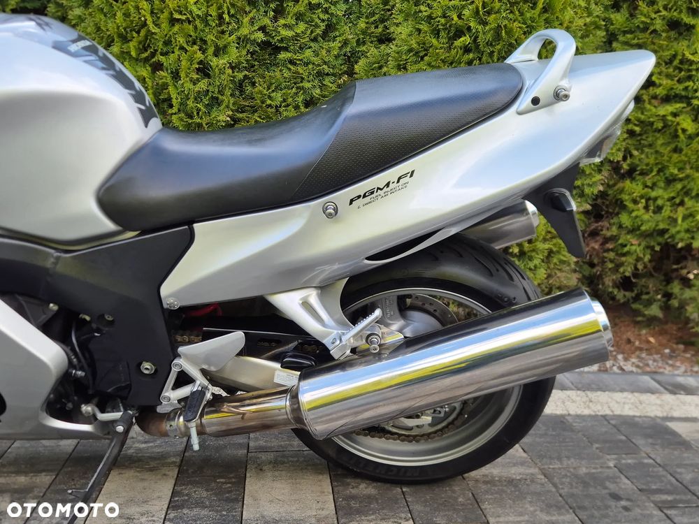 Honda CBR - 16