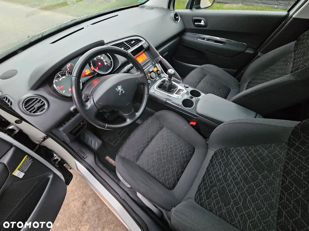 Peugeot 3008 1.6 BlueHDi Allure S&S - 7