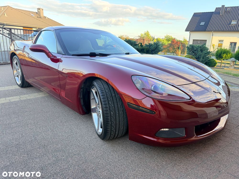 Chevrolet Corvette - 9