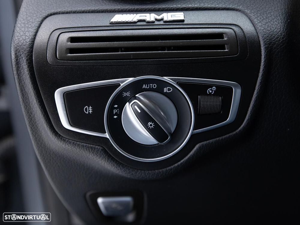 Mercedes-Benz GLC 300 de Coupe 4Matic 9G-TRONIC - 23
