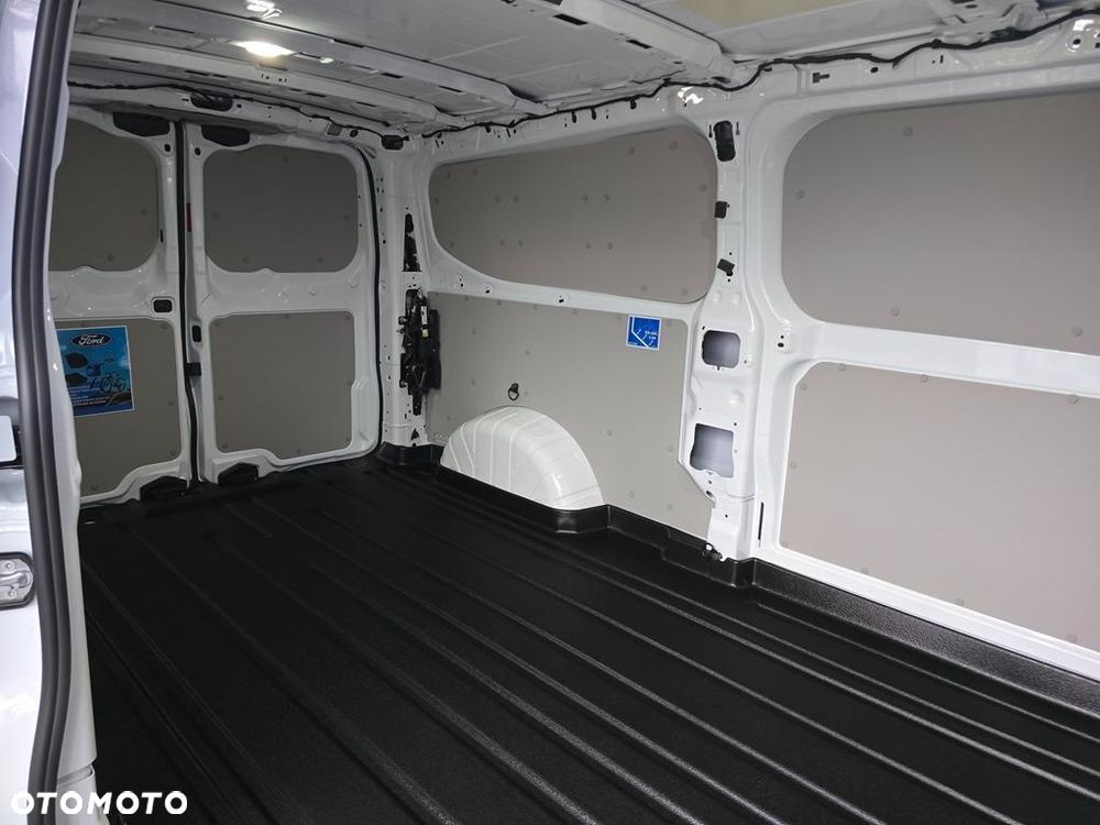 Ford Transit Custom L2H1 Trend - 10