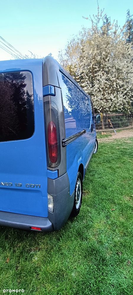 Opel Vivaro - 16