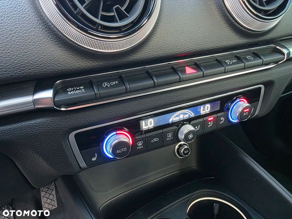 Audi A3 Limousine 1.6 TDI design - 17