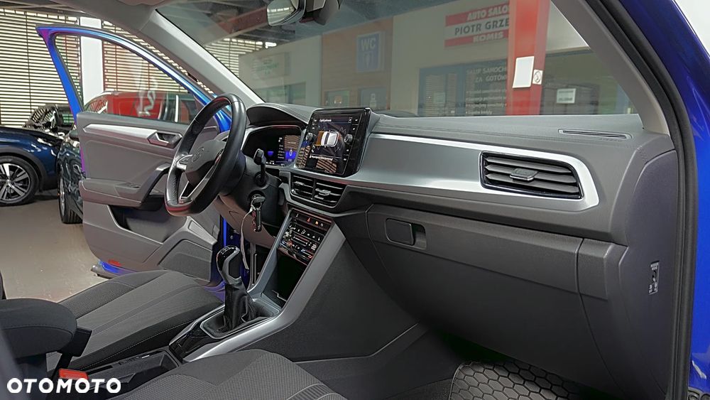 Volkswagen T-Roc ver-1-5-tsi-life - 15