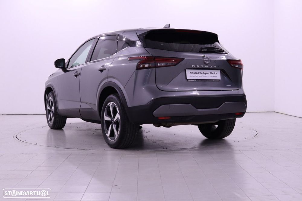 Nissan Qashqai 1.3 DIG-T N-Connecta - 4