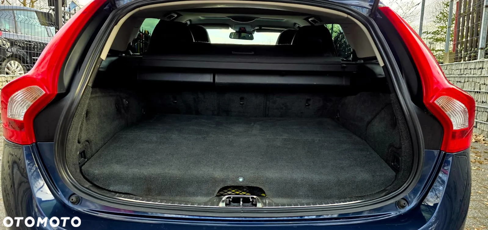 Volvo V60 D5 AWD - 17