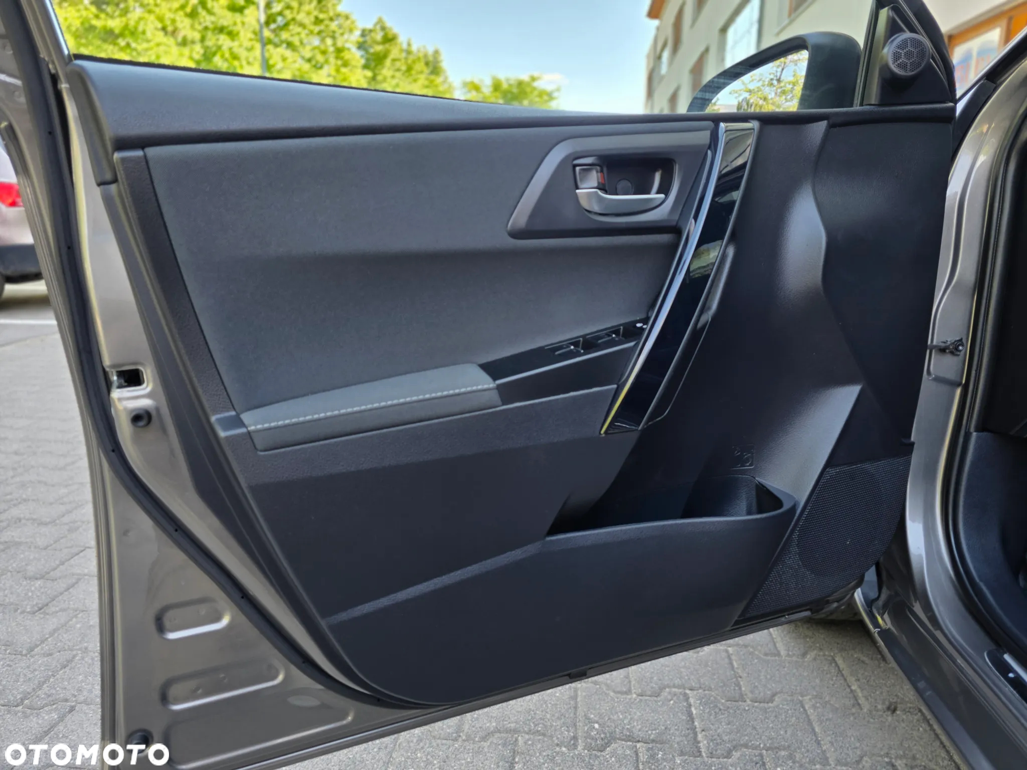 Toyota Auris 1.8 VVT-i Hybrid Automatik Edition S+ - 15