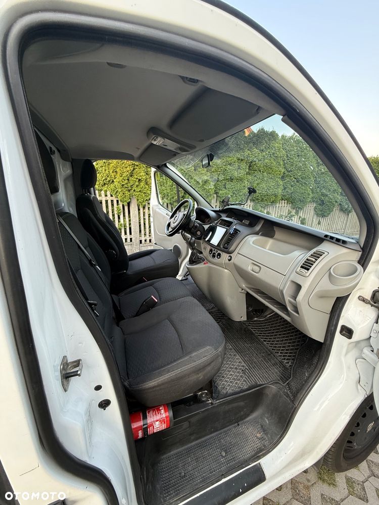 Opel Vivaro - 26