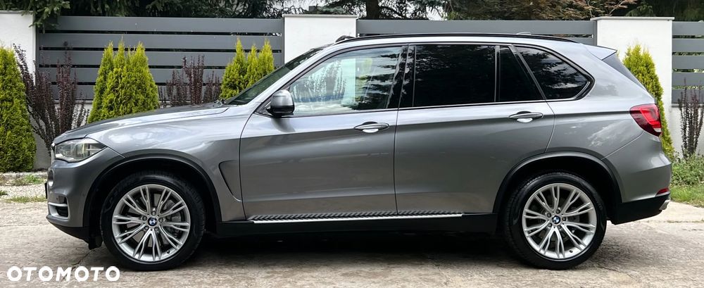 BMW X5 xDrive50i - 7