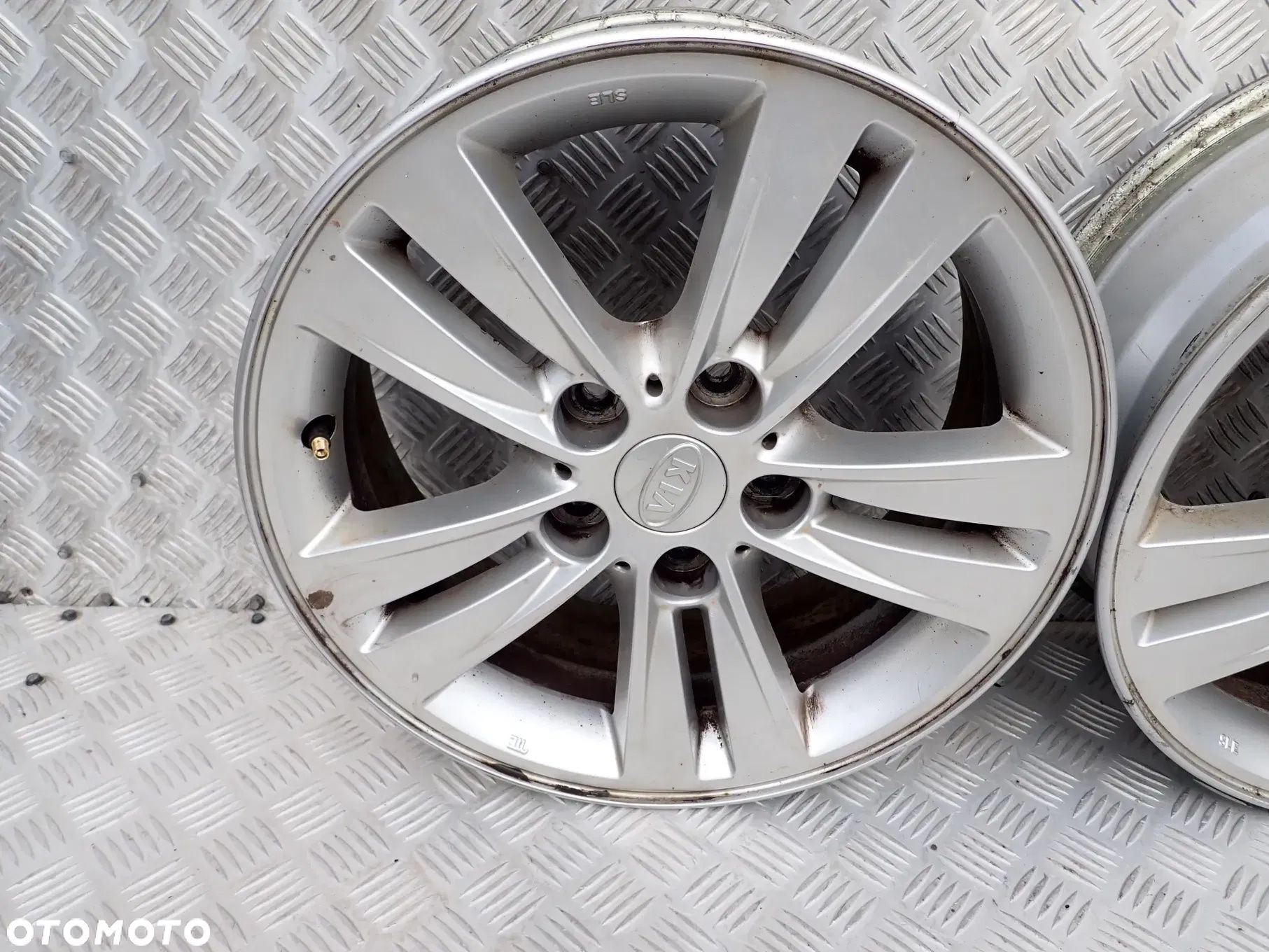 FELGI ALUMINIOWE HYUNDAI I30 KIA CEED 5X114,3 16 - 4