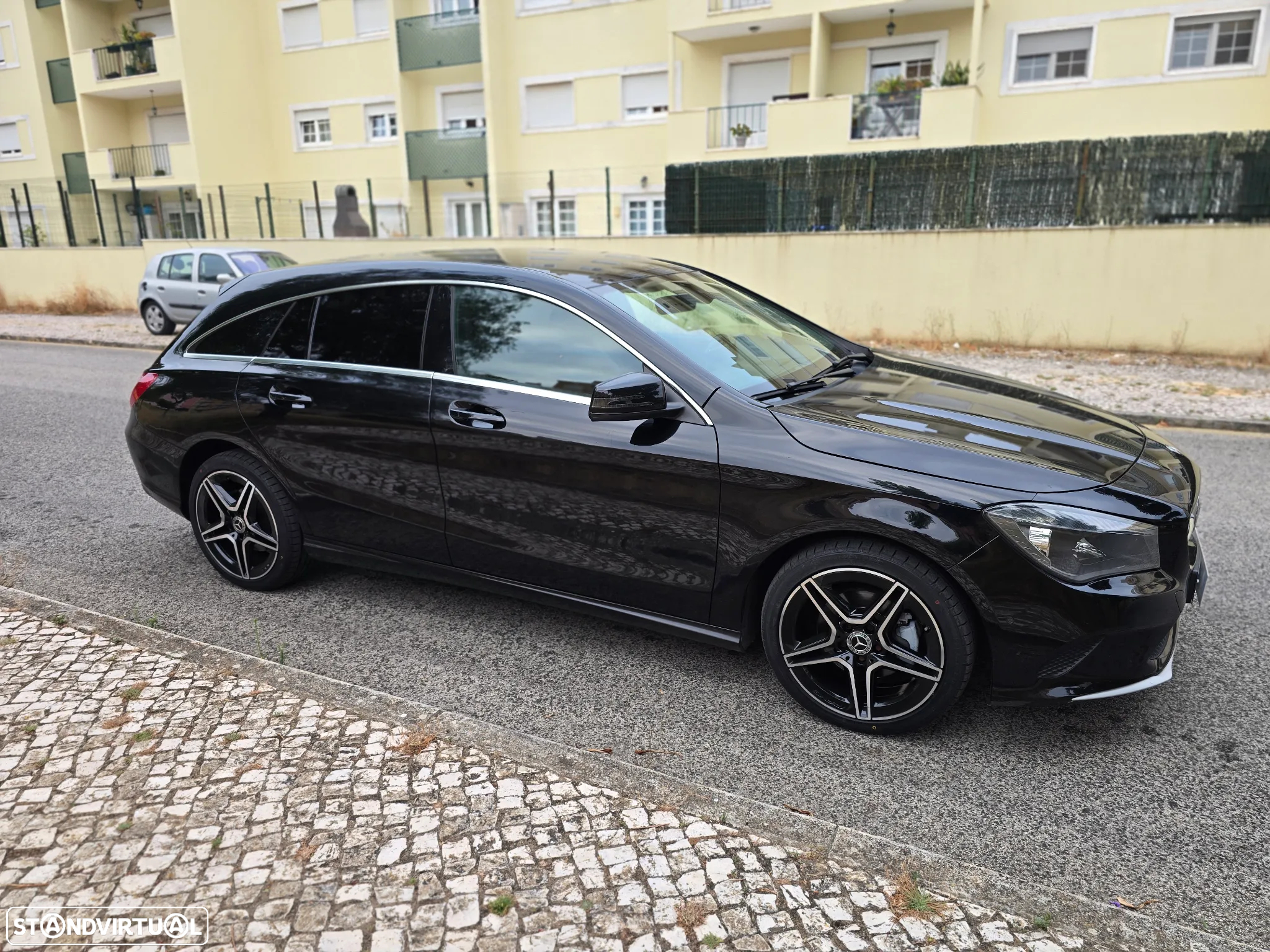 Mercedes-Benz CLA 200 d Shooting Brake Urban Aut. - 6