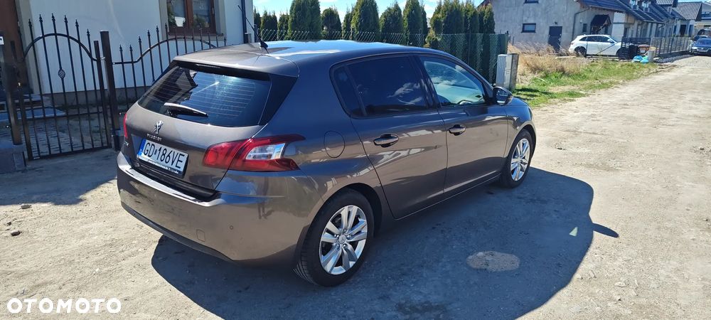 Peugeot 308 - 6
