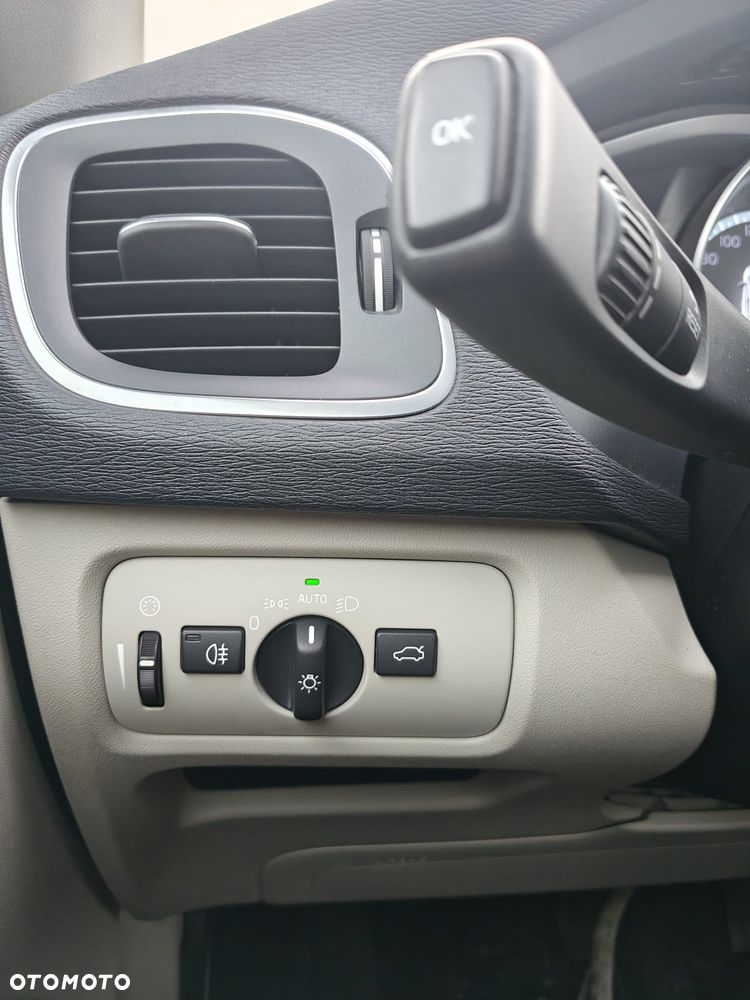 Volvo V40 D3 Drive-E Ocean Race - 19