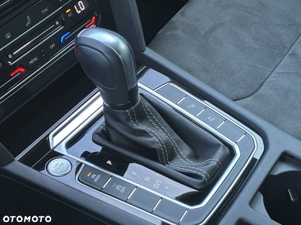 Volkswagen Arteon 2.0 TSI R-Line DSG - 24
