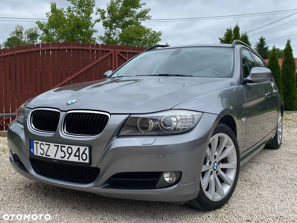 BMW Seria 3 318i - 4