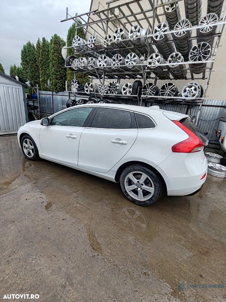 Dezmembrez VOLVO V40 Hatchback 525, 526 2013 1.6 D2 D 4162 T 84KW|114HP - 6