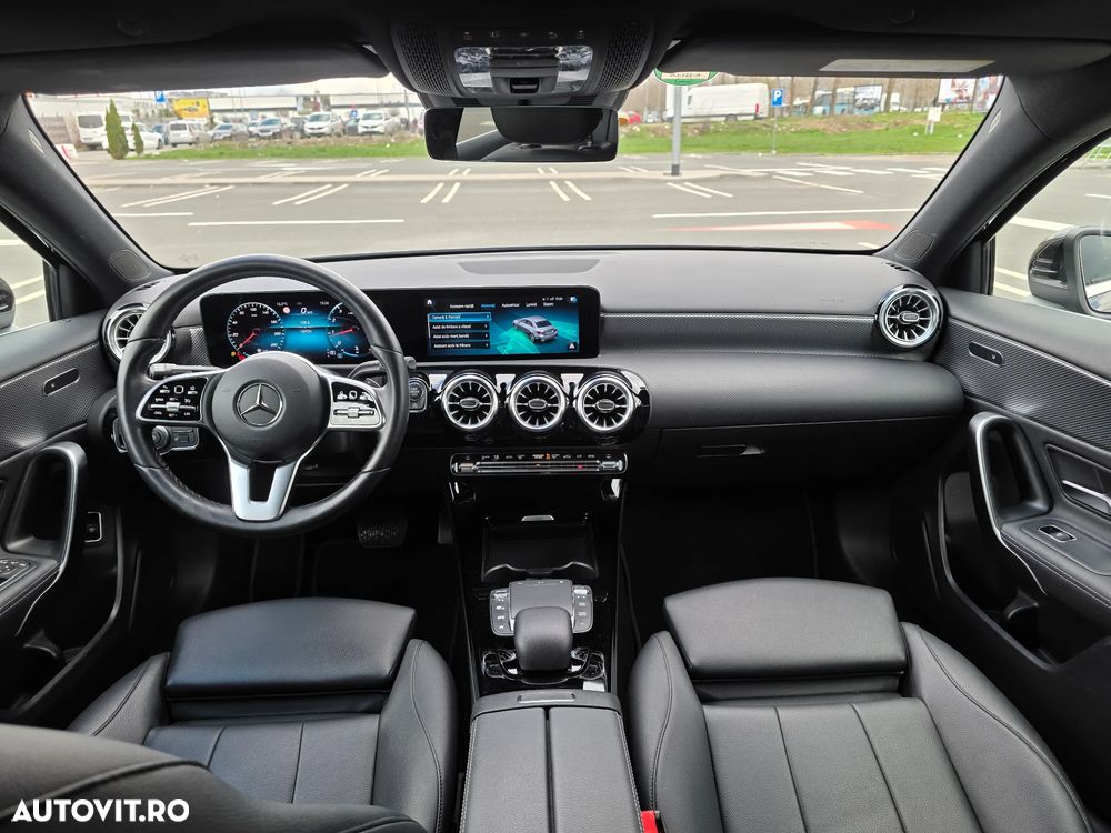 Mercedes-Benz A 180 Sedan 7G-DCT - 6