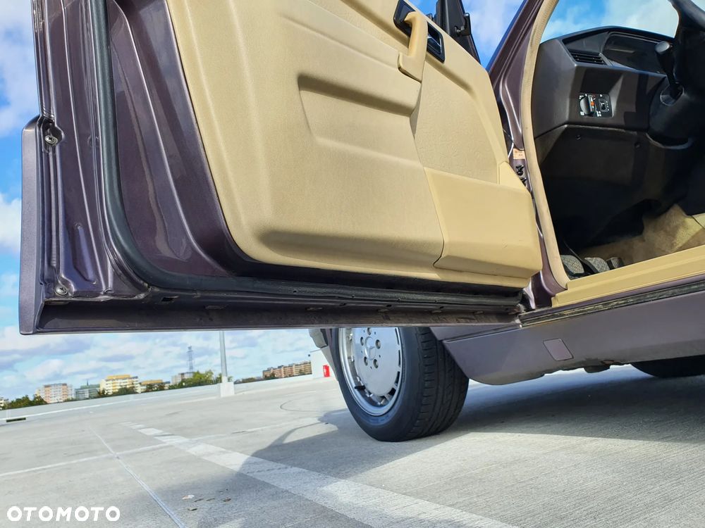 Mercedes-Benz W201 (190) - 31