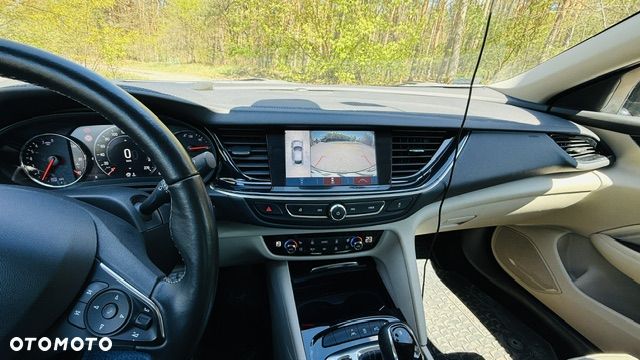 Opel Insignia - 8