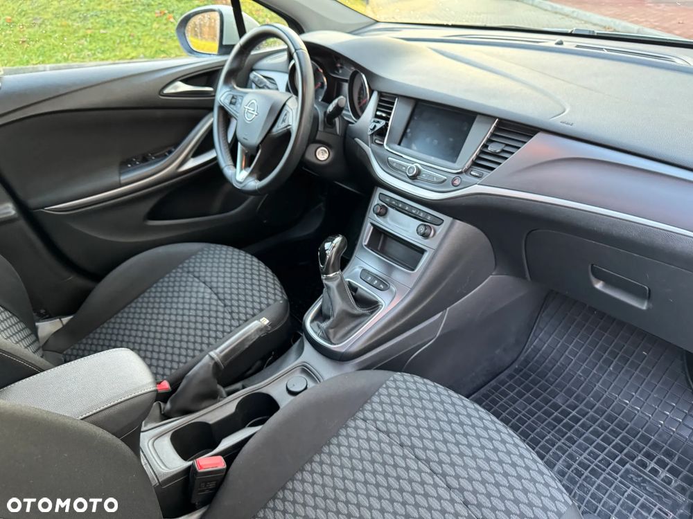 Opel Astra 1.2 T Edition S&S - 7