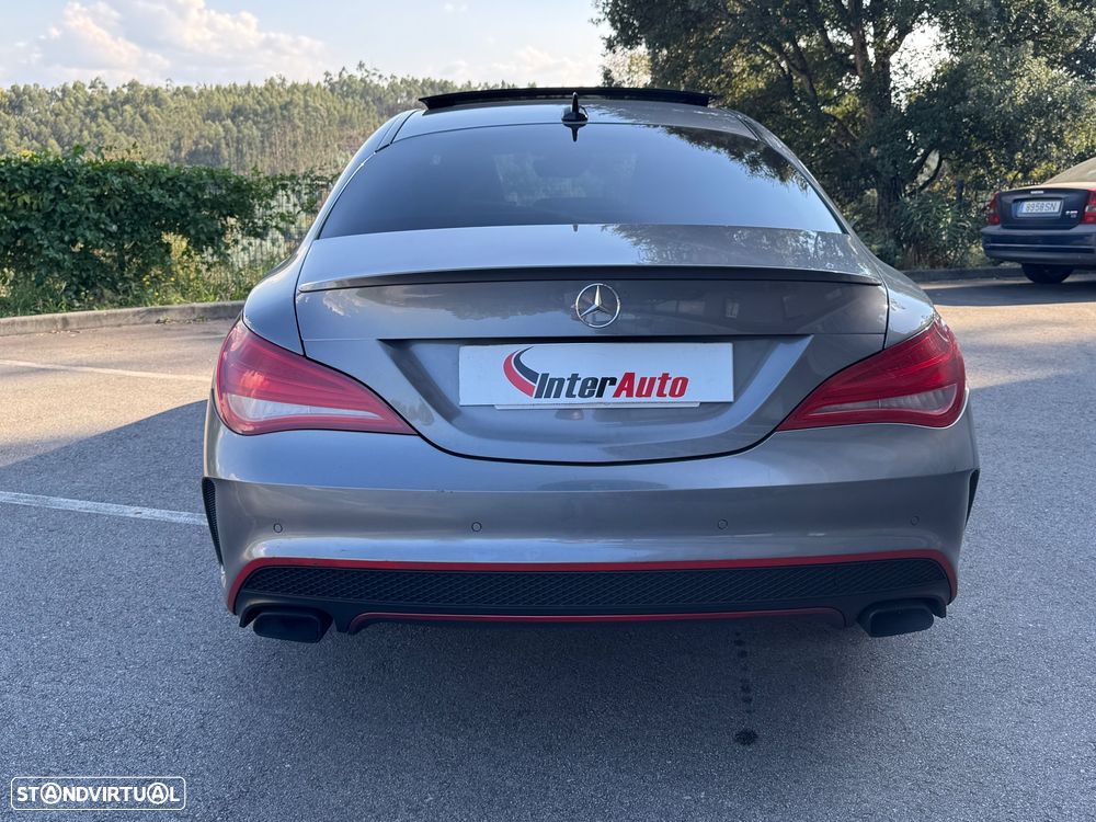 Mercedes-Benz CLA 220 CDI 7G-DCT AMG Line - 32