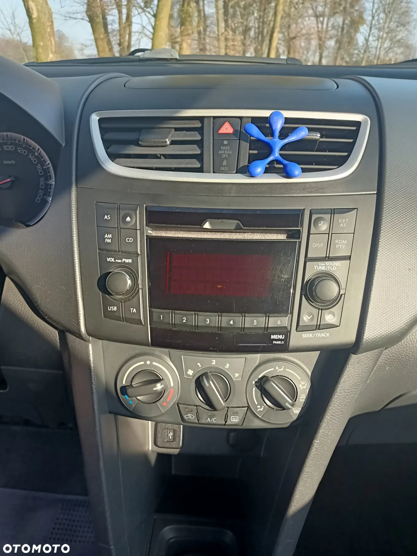 Suzuki Swift - 11