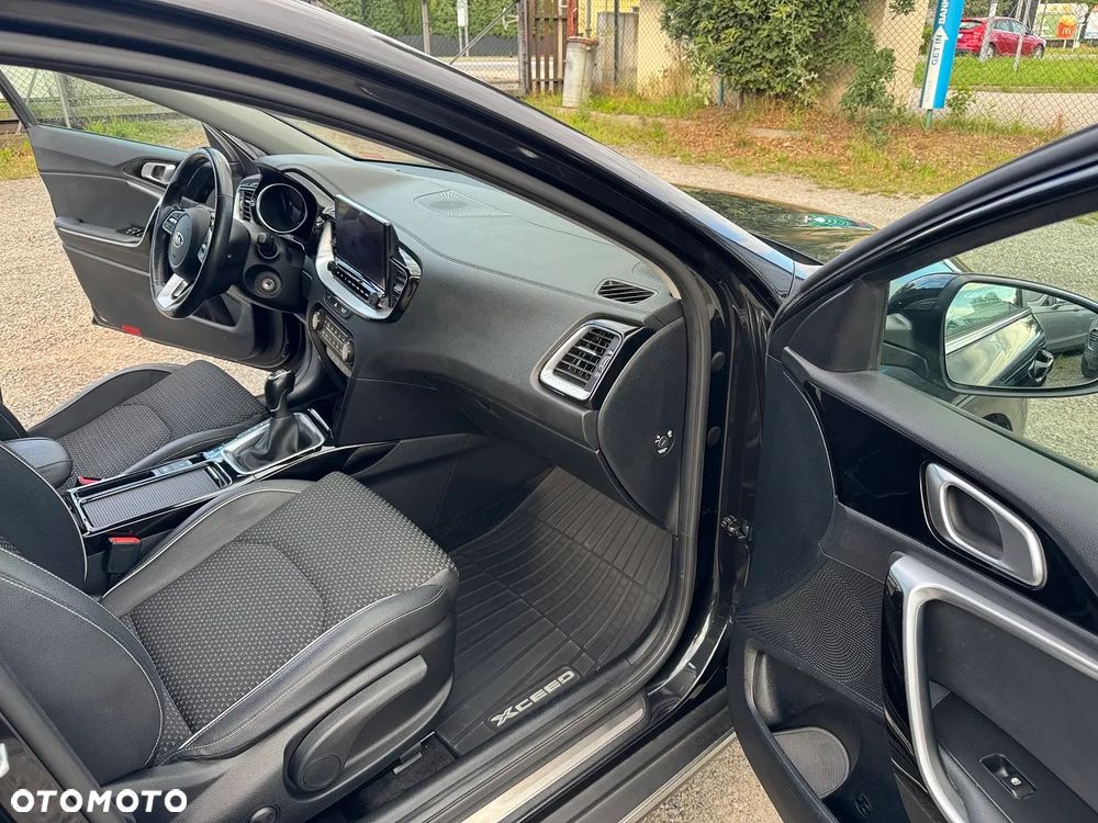 Kia XCeed 1.4 T-GDI OPF VISION - 28