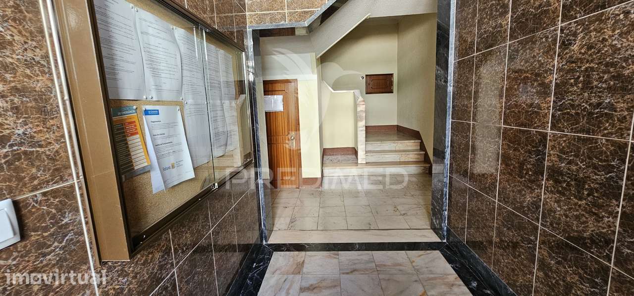 Apartamento T2 em Alenquer com varanda e arrecadação - Grande imagem: 5/31