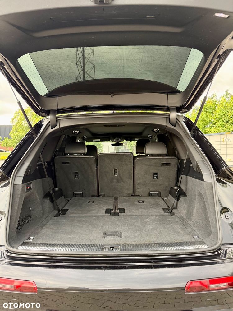 Audi Q7 - 9
