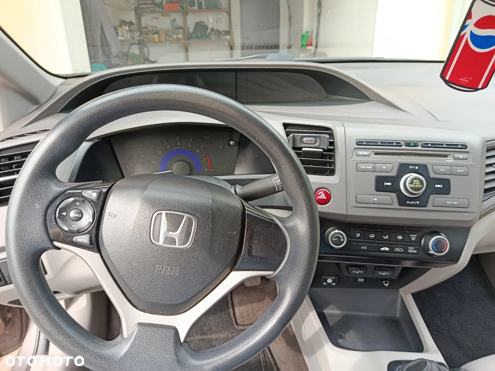 Honda Civic 1.8 Comfort - 14