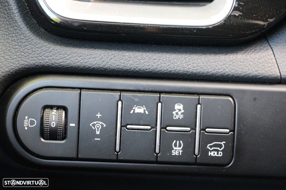 Kia XCeed 1.4 T-GDI Tech+SRF 7DCT - 38