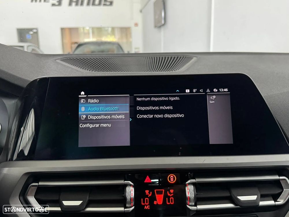 BMW 330 e Touring Pack M Auto - 22
