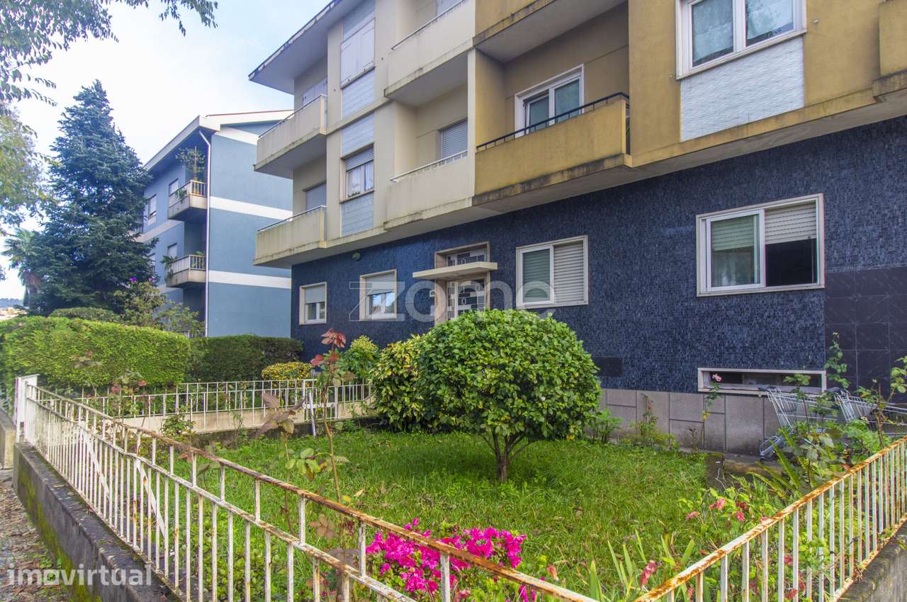 Apartamento T3 com garagem e sótão no Centro de Braga!!!! - Grande imagem: 2/28