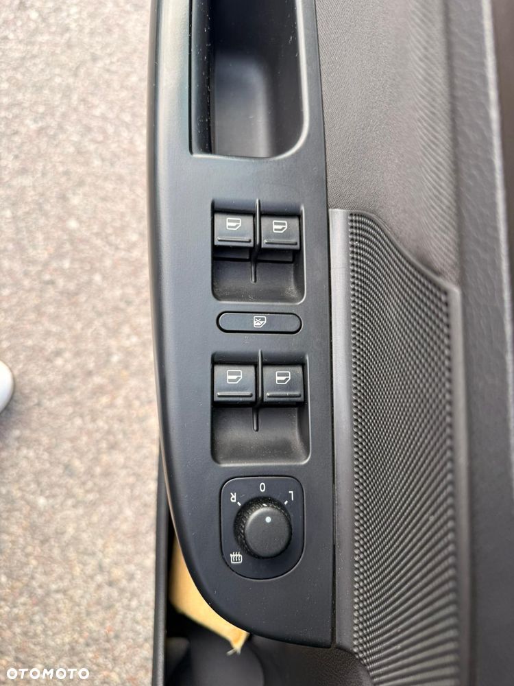 Volkswagen Golf 2.0 TDI Comfortline - 21