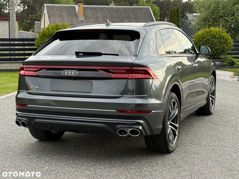 Audi SQ8 - 23