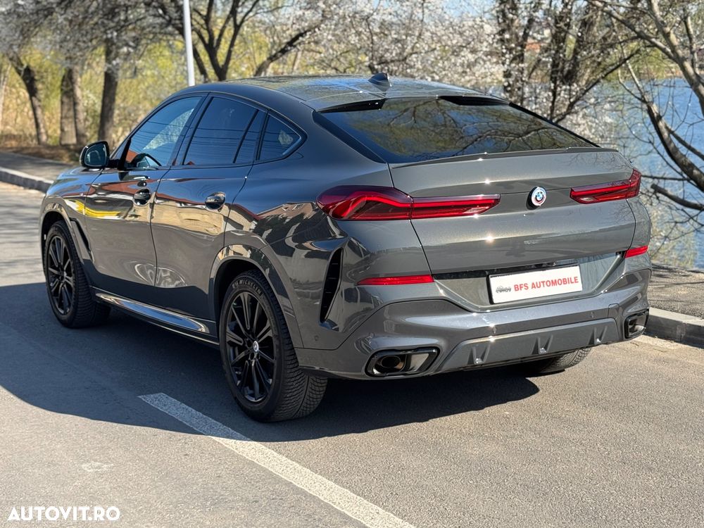 BMW X6 xDrive40i AT MHEV - 29