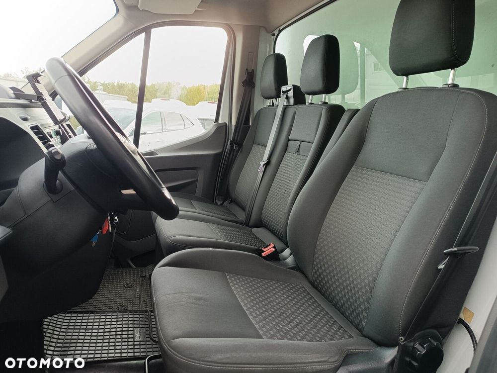 Ford transit Trend kontener z windą - 16
