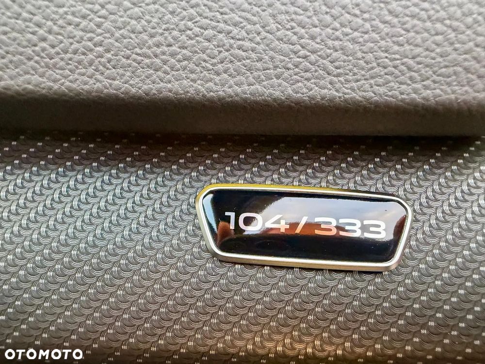 Volkswagen Golf - 23