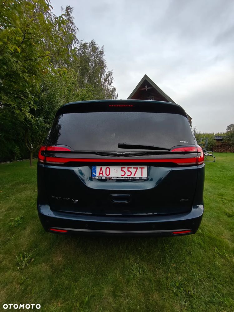 Chrysler Pacifica - 10