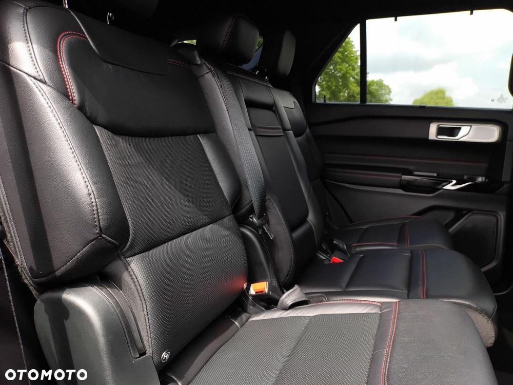 Ford Explorer 3.0 EcoBoost PHEV 4WD ST-Line - 33