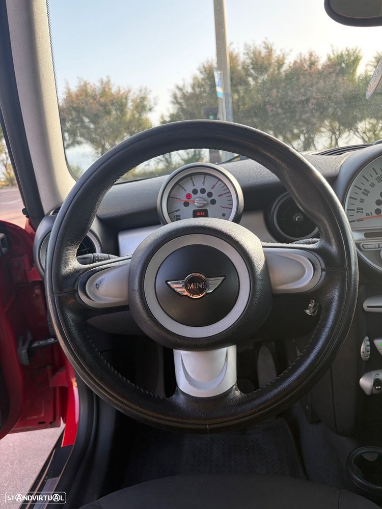 MINI 3 Portas Cooper D - 6