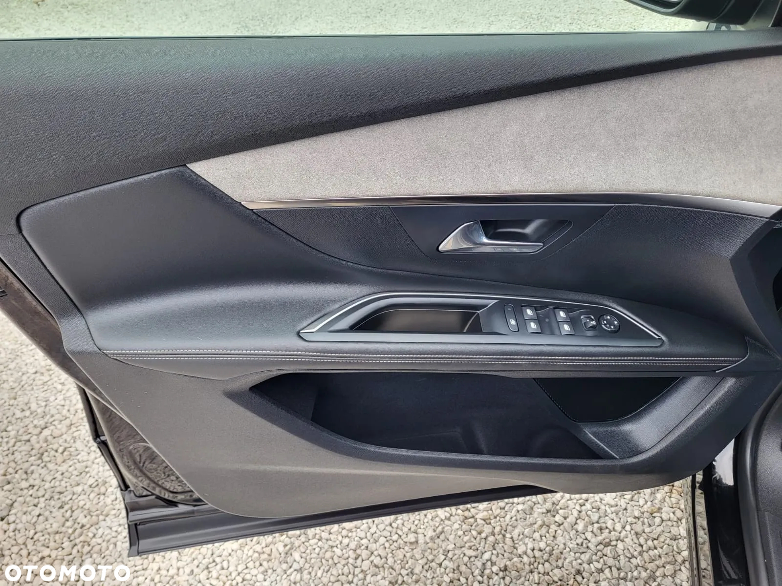 Peugeot 5008 1.2 PureTech GT S&S EAT8 - 22